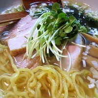 「塩ラーメン　680円」@麺屋 げんぞうの写真