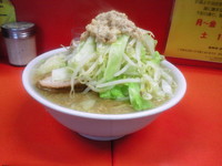 「ラーメン（小）ニンニク、アブラ増し」@ラーメン二郎 神田神保町店の写真