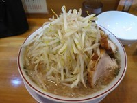 「ラーメン　肉３枚　６００円　＋　やさい増し　１００円」@ラーメンのろし 長岡店の写真