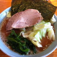 「朝ラー＋キャベツ （500円、ツイッター割）」@横浜ラーメン 武蔵家 大井町店の写真