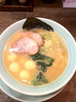 「醤油豚骨ラーメン＋うずら５個」@横浜醤油豚骨ラーメン 銀十の写真