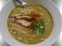 「グリーンカレーソバ￥900＋小ご飯￥100＝￥1000」@BASSANOVAの写真