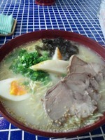 「特製ラーメン大盛り（千円）、無料ライス（鯛出汁）」@あおぞらの写真