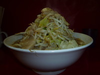 「小ラーメン（野菜マシ　アブラ　　タマネギ）」@麺屋 桐龍の写真