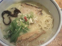 「塩らーめん 680円」@らーめん一閑人 八王子店の写真