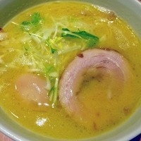 「塩らーめん 白湯（大人の燻製玉子入り）」@塩逸品 五代目けいすけ 本店の写真