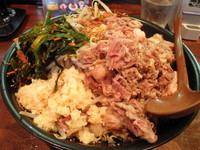 「ジャンクまぜそば横浜風＋ブタ増し＋ニラキムチ＝１０５０円」@凌駕ZEROの写真