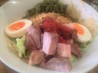 「辛まぜそば＋サービスライス」@新宿 モモンガの写真