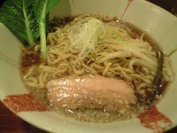 「まったり醤油（中盛）」@旬麺しろ八の写真