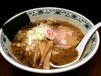 「中華そば」@煮干中華そば 鈴蘭 新宿店の写真