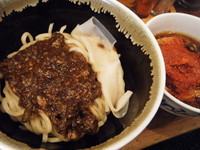 「炎のつけ麺５辛800円」@ラーメン凪 炎のつけめん 西新宿店の写真