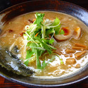 椿鶏ラーメン¥750＋中盛¥80＋味玉¥100