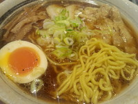「醤油チャーシューメン（８５０円）」@四つ木五丁目ラーメンの写真
