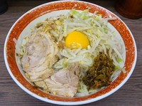 「小ラーメン（650円）＋汁なし（80円）ニンニクあれ（高菜）」@ラーメン二郎 横浜関内店の写真