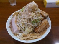 「ラーメンアブリ（全マシ）　850円」@メガガンジャの写真