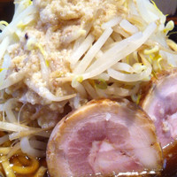 「豪快醤油ラーメン+大盛り+豚ご飯」@醤油らーめん きび太郎の写真