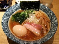 「半熟味玉芳醇香味そば 醤油」@麺屋 一燈の写真