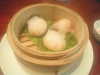 「海老蒸し餃子（3個）450円」@知味笑龍 深澤ラーメンの写真