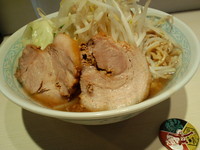 「らーめん　680円」@らーめん 陸 尾山台店の写真