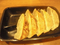 「餃子（200円）」@伝説のすた丼屋 秋葉原店の写真