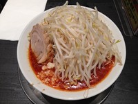 「激辛レッド 並」@ジャンクガレッジ 東京ラーメンストリートの写真