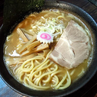 「らーめん（中盛り）￥６８０」@麺屋大斗 芝大門店の写真