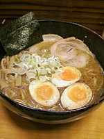 「らあめん（小）＋味玉」@竹屋 新秋津店の写真