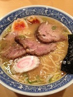 「特製中華そば」@中華そば 青葉 池袋サンシャイン店の写真