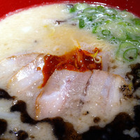 「赤丸新味+替玉」@博多一風堂 みなとみらい東急スクエア店の写真