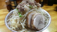 「小ﾗｰﾒﾝ（ﾔｻｲ ﾆﾝﾆｸ　ｱﾌﾞﾗ）」@豚親分の写真