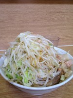 「ラーメン・ヤサイアブラ＋有料生姜（650円＋50円）」@ラーメン二郎 栃木街道店の写真