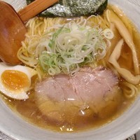 「和風醤油らーめん」@麺や 田なべの写真