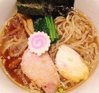 「手打ち中華そば750円」@ビーハイブ ゲンキノモトの写真