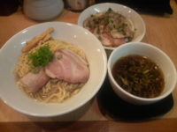 「鶏と煮干の醤油つけそば」@Japanese Soba Noodles 蔦の写真