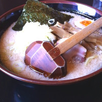 「らーめん大盛り」@とんこつらーめん こう路の写真