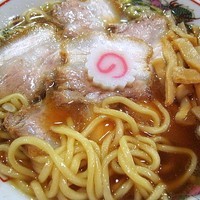 「肉煮干し中華そば　500円（29の日）」@肉煮干中華そば さいころ ワンズモール内ラーメン劇場店の写真