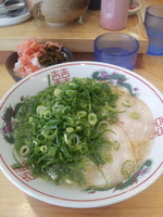 「ネギラーメン、バリカタ、小ライス」@博多ラーメンセンターの写真