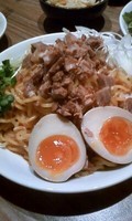 「タケロク赤あえそば（ディナー限定）750円」@創作麺料理 竹麓輔工房 神田店の写真