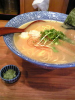 「濃厚鶏塩らーめん」@赤坂麺処 友の写真