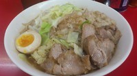 「味噌ラーメン並800円ニンニクアブラ」@モッコリ豚の写真