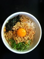 「とり塩台湾風冷やしまぜそば」@らーめん まぜそば てっぺん 春日井店の写真