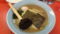 「中ラーメン600円+味玉100円+半ライス150円」@ラーメンショップ 川崎水沢店の写真