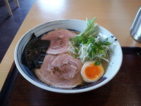 「琥珀（塩）７７０円」@自家製麺 琥珀の写真