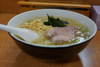 「塩らー麺（大盛無料）」@塩や めん乃介の写真