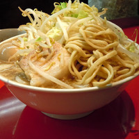 「正油らーめん（ニンニク超～少なめ）＋味玉」@らーめん こじろう526 神田小川町店の写真