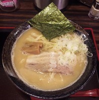 「らーめん(大盛)：780円」@つけ麺 麺舎森の写真