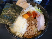 「冷やしカレーまぜそば　大盛＋粉チーズ　８５０円」@狼煙 〜NOROSHI〜の写真