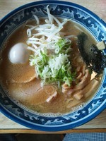 「中華そば（味玉入り）」@中華そば 中村屋の写真