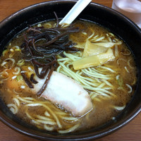 「黒ラーメン （500円）」@江戸一の写真