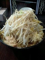 「ラーメン中 ８００円　（麺量　３００ｇ）」@麺や豚髭の写真